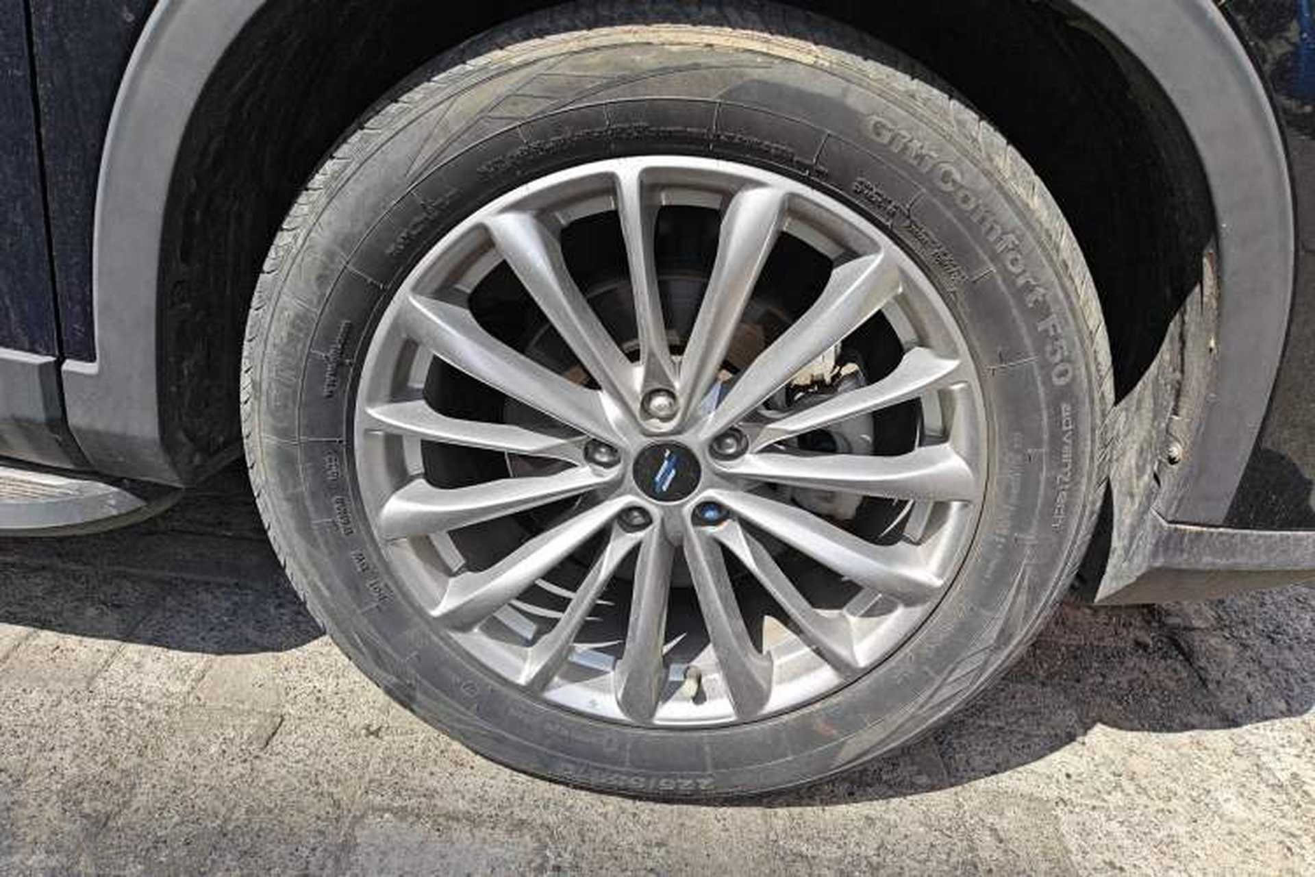 Used CHANGAN OSHAN X7 PLUS 2022 1.5T Blue Whale Edition Automatic Prestige Version Right Front Wheel Hub