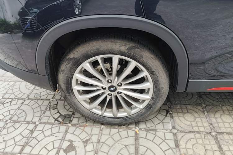 Used CHANGAN OSHAN X7 PLUS 2022 1.5T Blue Whale Edition Automatic ZhiZun Model Right Rear Wheel Hub