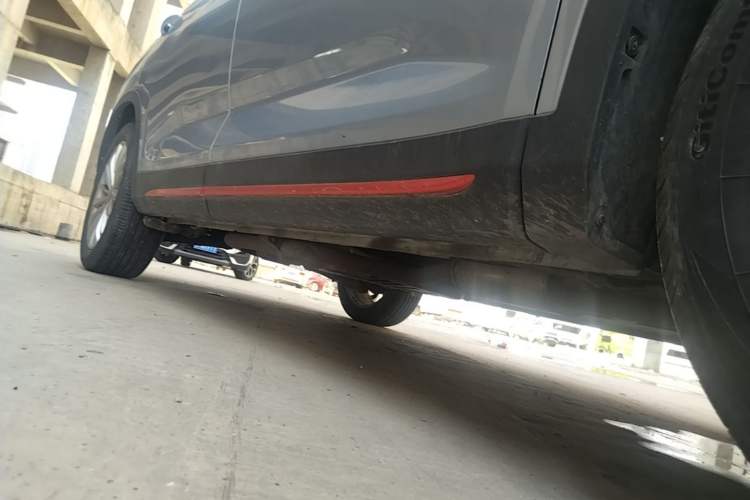 Used CHANGAN OSHAN X7 PLUS 2022 1.5T Blue Whale Edition Automatic Prestige Version Right Side Sill