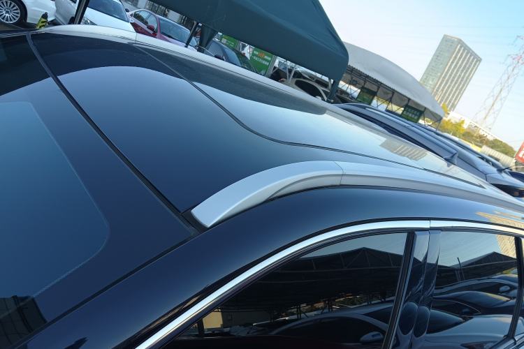 Used CHANGAN OSHAN X7 PLUS 2022 1.5T Blue Whale Edition Automatic ZhiZun Model Roof