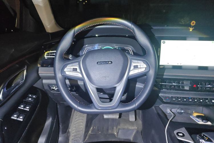 Used CHANGAN OSHAN X7 PLUS 2022 1.5T Blue Whale Edition Automatic Prestige Version Steering Wheel