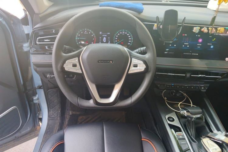 Used CHANGAN OSHAN X7 PLUS 2022 1.5T Blue Whale Edition Automatic Luxury Trim Steering Wheel