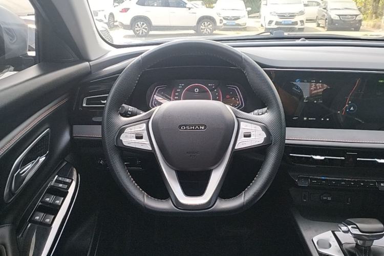 Used CHANGAN OSHAN X7 PLUS 2022 1.5T Blue Whale Edition Automatic Prestige Version Steering Wheel