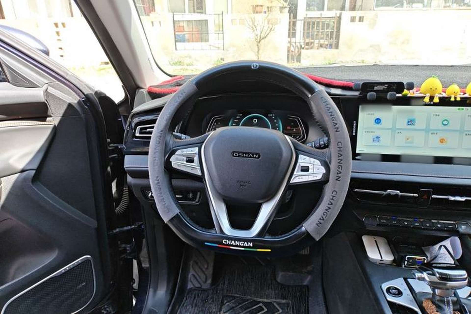 Used CHANGAN OSHAN X7 PLUS 2022 1.5T Blue Whale Edition Automatic Prestige Version Steering Wheel