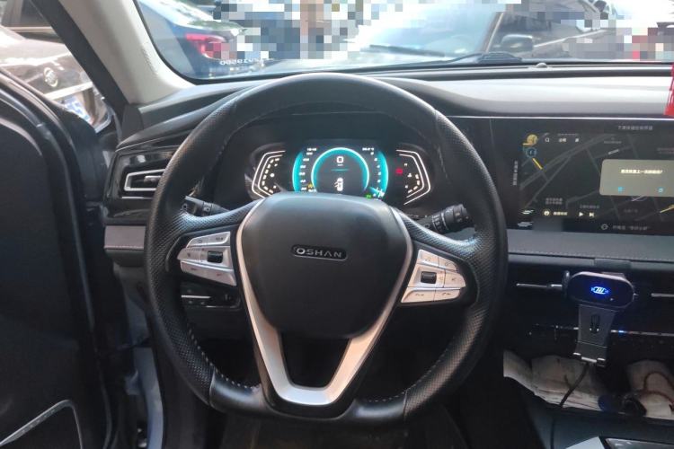 Used CHANGAN OSHAN X7 PLUS 2022 1.5T Blue Whale Edition Automatic ZhiZun Model Steering Wheel