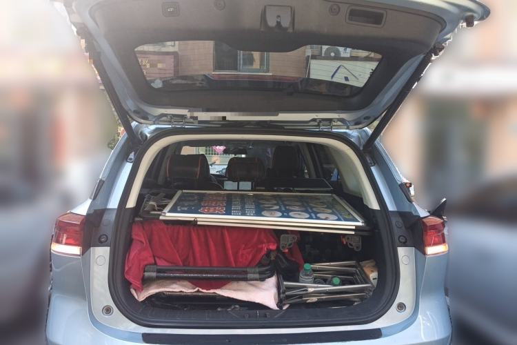 Used CHANGAN OSHAN X7 PLUS 2022 1.5T Blue Whale Edition Automatic Geeker Navigation Model Trunk