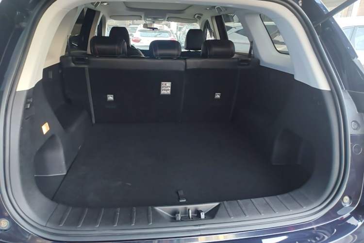 Used CHANGAN OSHAN X7 PLUS 2022 1.5T Blue Whale Edition Automatic Prestige Version Trunk