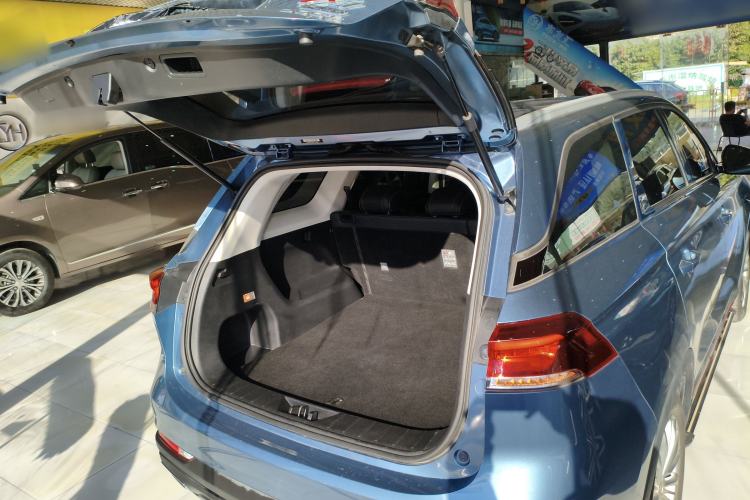 Used CHANGAN OSHAN X7 PLUS 2022 1.5T Blue Whale Edition Automatic Prestige Version Trunk