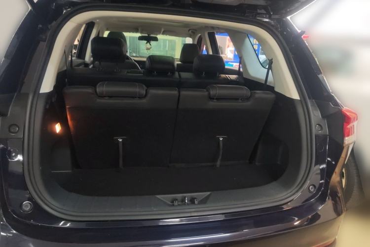Used CHANGAN OSHAN X7 PLUS 2022 1.5T Blue Whale Edition Automatic Luxury 7-Seater Trunk