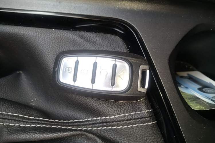 Used CHANGAN OSHAN X7 PLUS 2022 1.5T Blue Whale Edition Automatic Prestige Version Vehicle Key