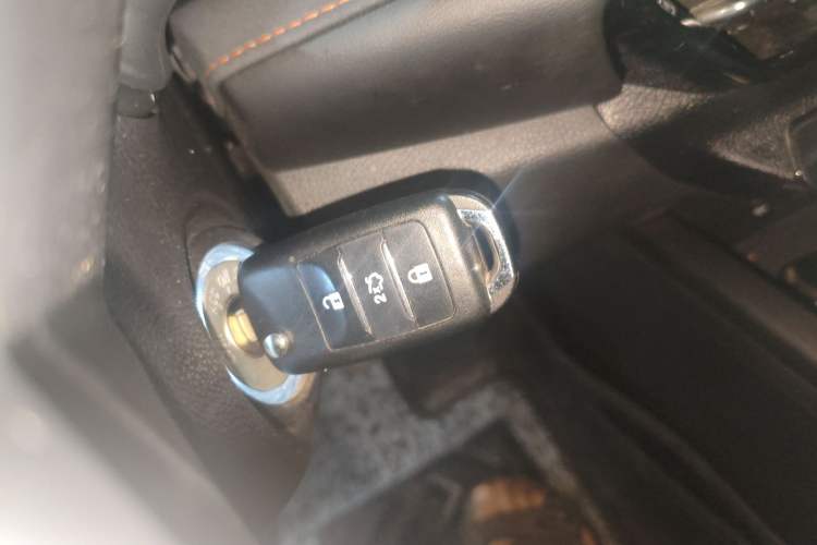 Used CHANGAN OSHAN X7 PLUS 2022 1.5T Manual Luxury Version Vehicle Key
