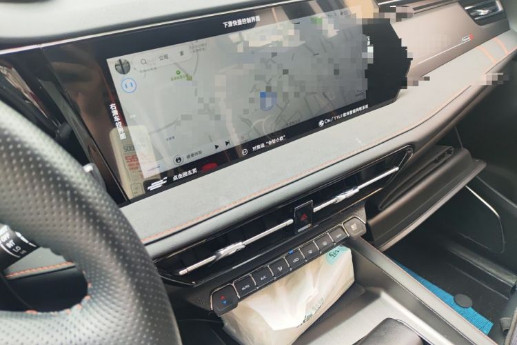 Used CHANGAN OSHAN X7 PLUS 2022 1.5T Blue Whale Edition Automatic Prestige Version Audio And AC Panel