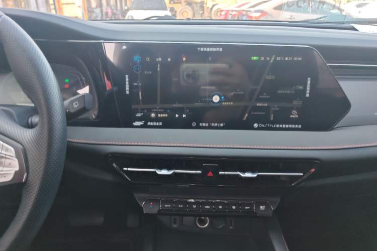 Used CHANGAN OSHAN X7 PLUS 2022 1.5T Blue Whale Edition Automatic Prestige Version Audio And AC Panel