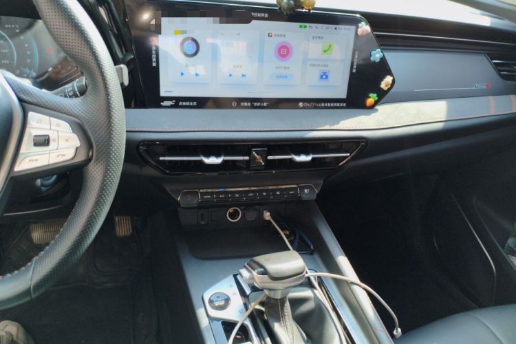 Used CHANGAN OSHAN X7 PLUS 2022 1.5T Blue Whale Edition Automatic Prestige Version Audio And AC Panel