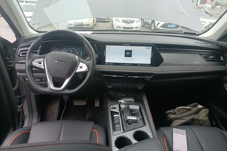 Used CHANGAN OSHAN X7 PLUS 2022 1.5T Blue Whale Edition Automatic Prestige Version Center Console