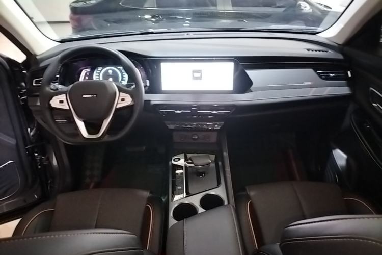 Used CHANGAN OSHAN X7 PLUS 2022 1.5T Blue Whale Edition Automatic ZhiZun Model Center Console