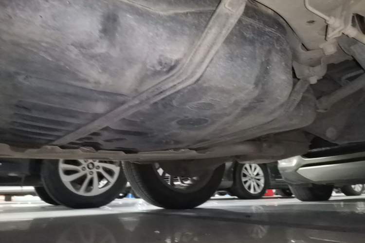 Used CHANGAN OSHAN X7 PLUS 2022 1.5T Blue Whale Edition Automatic Prestige Version Chassis Rear Left