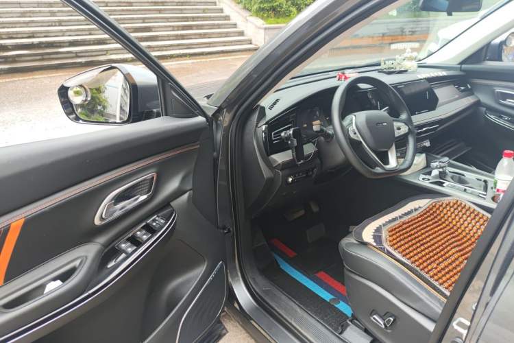 Used CHANGAN OSHAN X7 PLUS 2022 1.5T Blue Whale Edition Automatic Prestige Version Driver Seat