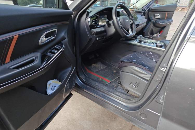 Used CHANGAN OSHAN X7 PLUS 2022 1.5T Blue Whale Edition Automatic Prestige Version Driver Seat