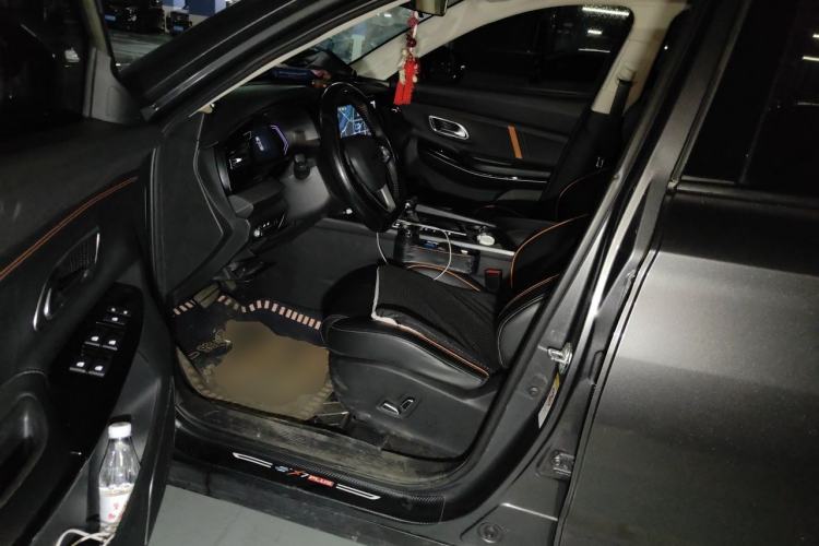 Used CHANGAN OSHAN X7 PLUS 2022 1.5T Blue Whale Edition Automatic Prestige Version Driver Seat