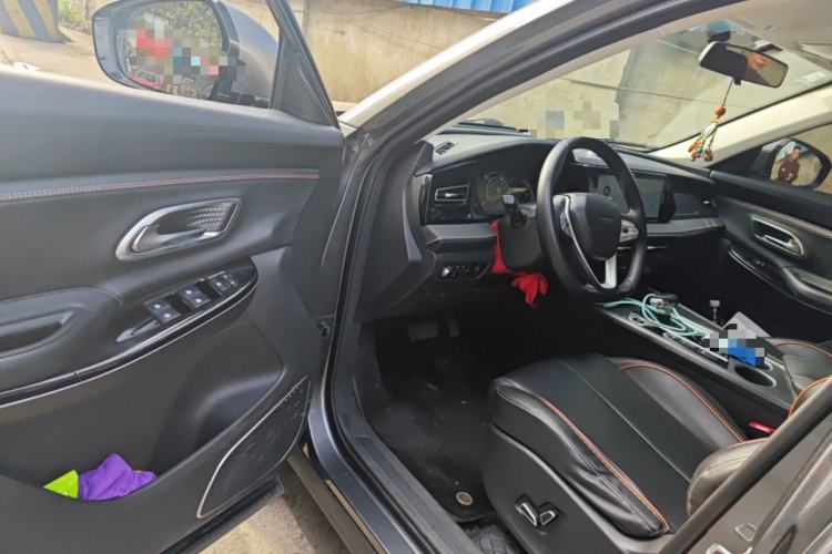 Used CHANGAN OSHAN X7 PLUS 2022 1.5T Blue Whale Edition Automatic Prestige Version Driver Seat