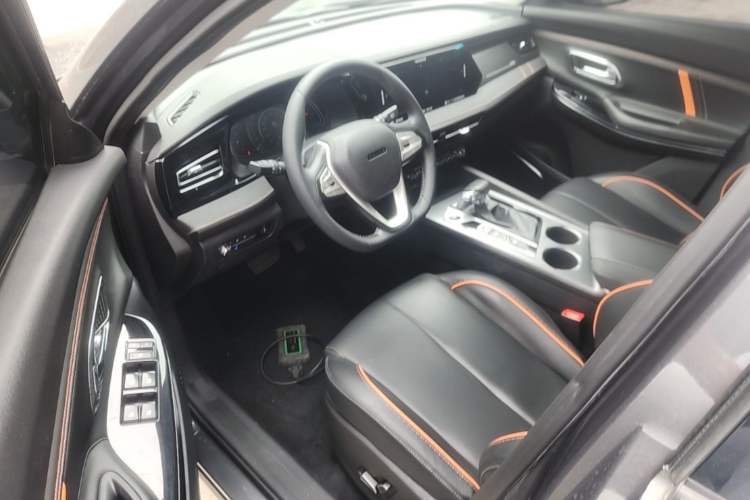 Used CHANGAN OSHAN X7 PLUS 2022 1.5T Blue Whale Edition Automatic Prestige 7-Seater Driver Seat