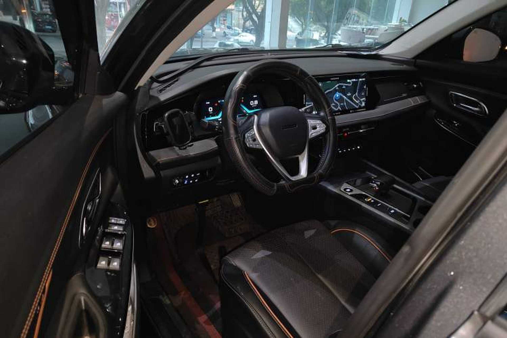 Used CHANGAN OSHAN X7 PLUS 2022 1.5T Blue Whale Edition Automatic Geeker Flagship Model Driver Seat