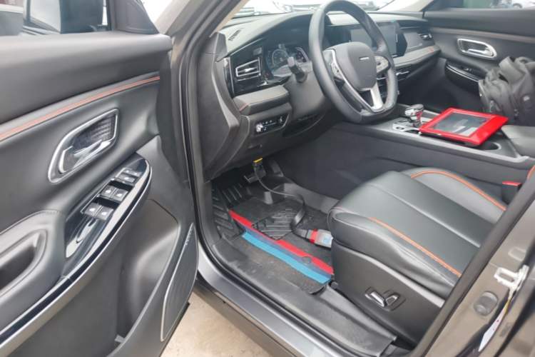 Used CHANGAN OSHAN X7 PLUS 2022 1.5T Blue Whale Edition Automatic Prestige Version Driver Seat