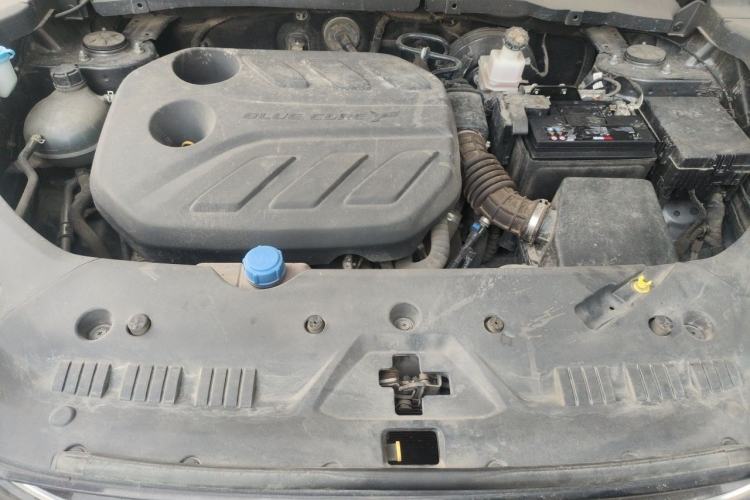 Used CHANGAN OSHAN X7 PLUS 2022 1.5T Blue Whale Edition Automatic Prestige Version Engine Bay