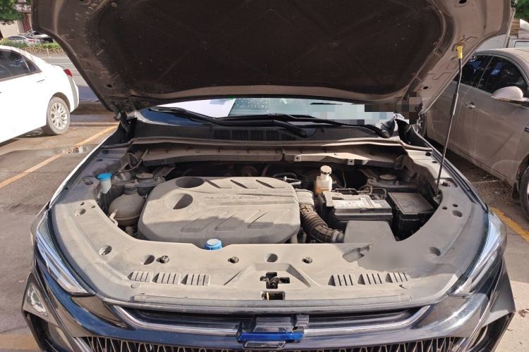 Used CHANGAN OSHAN X7 PLUS 2022 1.5T Blue Whale Edition Automatic Prestige Version Engine Bay