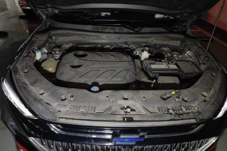 Used CHANGAN OSHAN X7 PLUS 2022 1.5T Blue Whale Edition Automatic Prestige Version Engine Bay