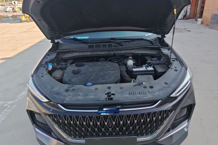 Used CHANGAN OSHAN X7 PLUS 2022 1.5T Blue Whale Edition Automatic Prestige Version Engine Bay