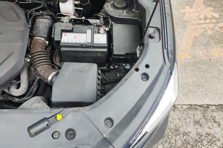 Used CHANGAN OSHAN X7 PLUS 2022 1.5T Blue Whale Edition Automatic Prestige Version Engine Bay Left