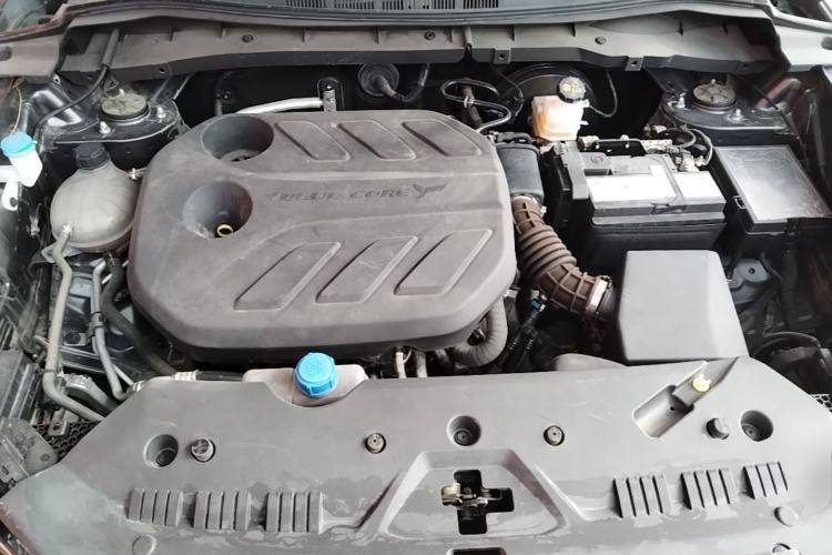 Used CHANGAN OSHAN X7 PLUS 2022 1.5T Blue Whale Edition Automatic Luxury Trim Engine Bay