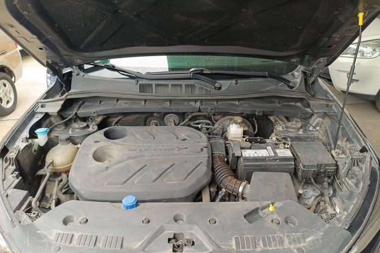 Used CHANGAN OSHAN X7 PLUS 2022 1.5T Blue Whale Edition Automatic Luxury Trim Engine Bay