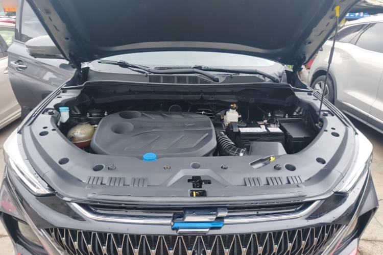 Used CHANGAN OSHAN X7 PLUS 2022 1.5T Blue Whale Edition Automatic Prestige Version Engine Bay