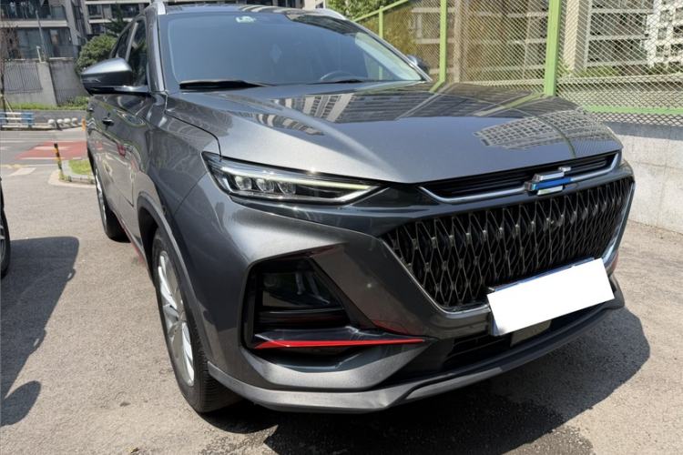Used CHANGAN OSHAN X7 PLUS 2022 1.5T Blue Whale Edition Automatic Prestige Version Exterior 1