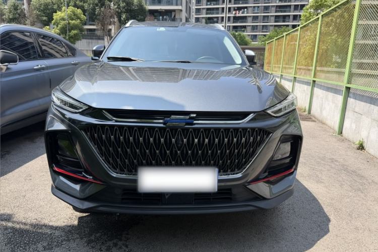 Used CHANGAN OSHAN X7 PLUS 2022 1.5T Blue Whale Edition Automatic Prestige Version Exterior 2