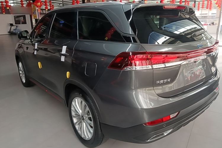 Used CHANGAN OSHAN X7 PLUS 2022 1.5T Blue Whale Edition Automatic Prestige Version Exterior 2