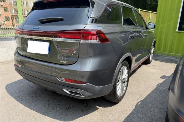 Used CHANGAN OSHAN X7 PLUS 2022 1.5T Blue Whale Edition Automatic Prestige Version Exterior 3