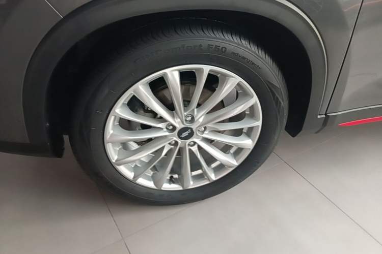 Used CHANGAN OSHAN X7 PLUS 2022 1.5T Blue Whale Edition Automatic Prestige Version Exterior 4