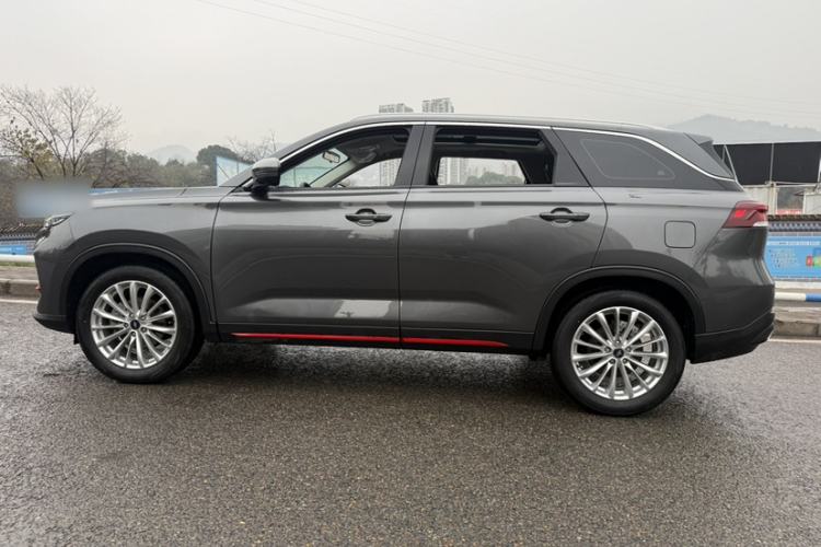 Used CHANGAN OSHAN X7 PLUS 2022 1.5T Blue Whale Edition Automatic ZhiZun Model Exterior 6