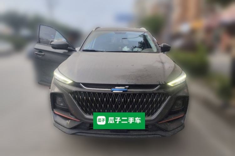 Used CHANGAN OSHAN X7 PLUS 2022 1.5T Blue Whale Edition Automatic Prestige Version Front