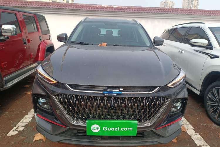 Used CHANGAN OSHAN X7 PLUS 2022 1.5T Blue Whale Edition Automatic Prestige Version Front