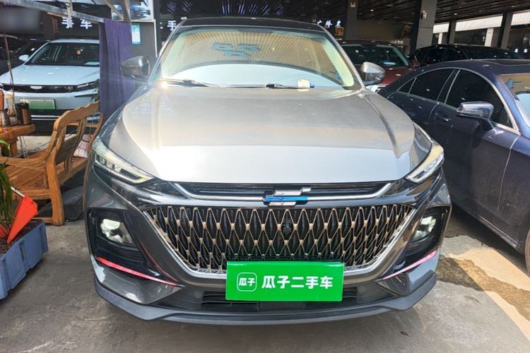 Used CHANGAN OSHAN X7 PLUS 2022 1.5T Blue Whale Edition Automatic Luxury 7-Seater Front
