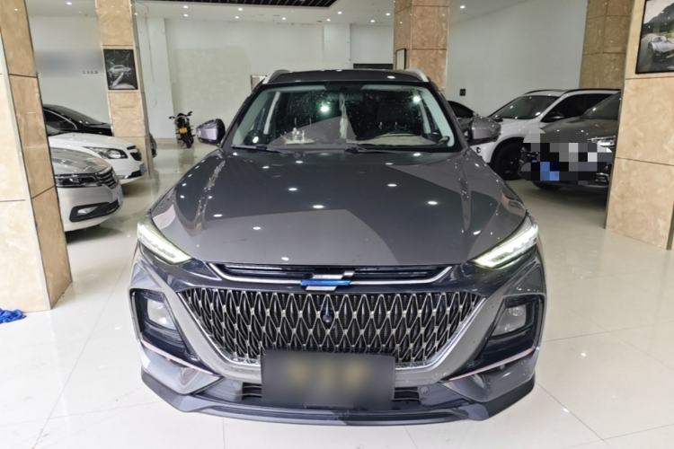 Used CHANGAN OSHAN X7 PLUS 2022 1.5T Blue Whale Edition Automatic ZhiZun Model Front