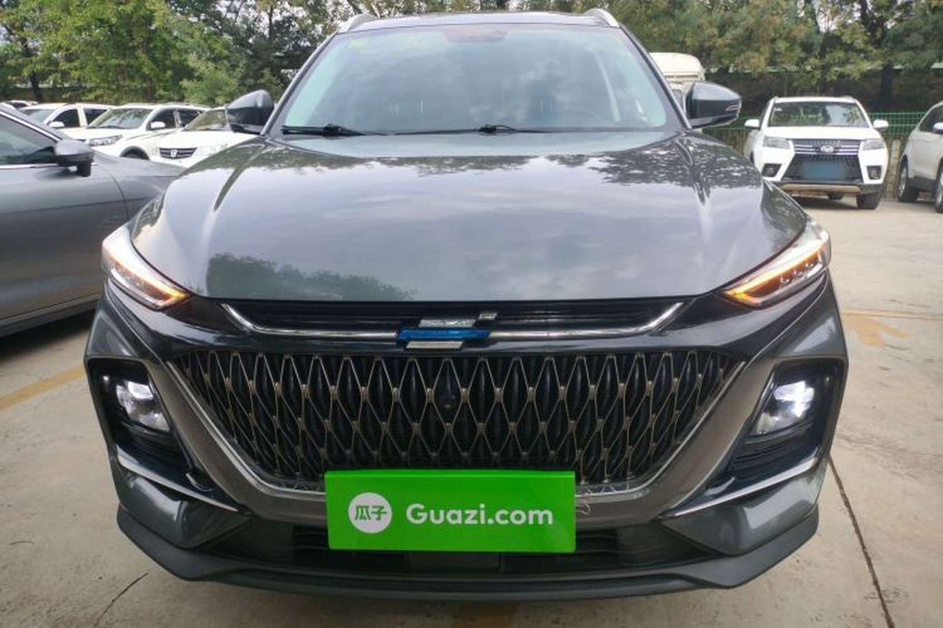 Used CHANGAN OSHAN X7 PLUS 2022 1.5T Blue Whale Edition Automatic Prestige Version Front