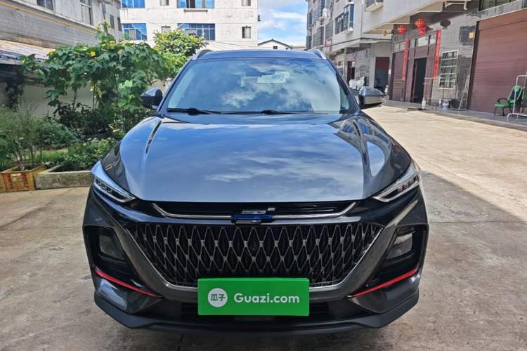 Used CHANGAN OSHAN X7 PLUS 2022 1.5T Blue Whale Edition Automatic Prestige Version Front