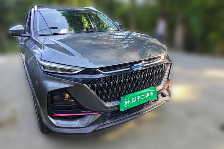 Used CHANGAN OSHAN X7 PLUS 2022 1.5T Blue Whale Edition Automatic Geeker Flagship Model Front Right 45 Deg
