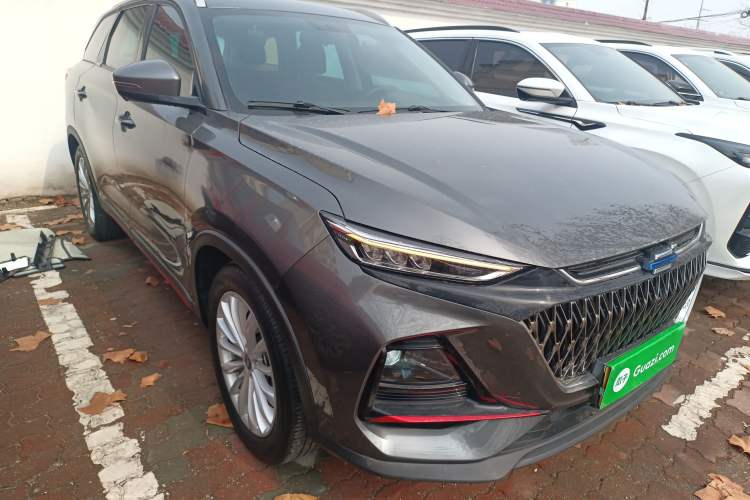 Used CHANGAN OSHAN X7 PLUS 2022 1.5T Blue Whale Edition Automatic Prestige Version Front Right 45 Deg